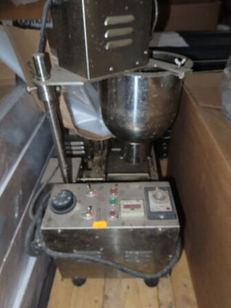 Div. emballage og donutmaskine