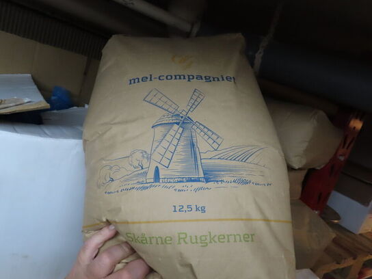 Pallereol med indhold