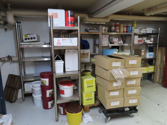 Div. reoler med indhold