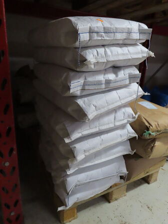 Pallereol med indhold