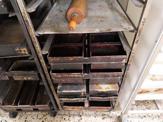 3 stk. stikvogne med indhold