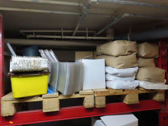 Pallereol med indhold