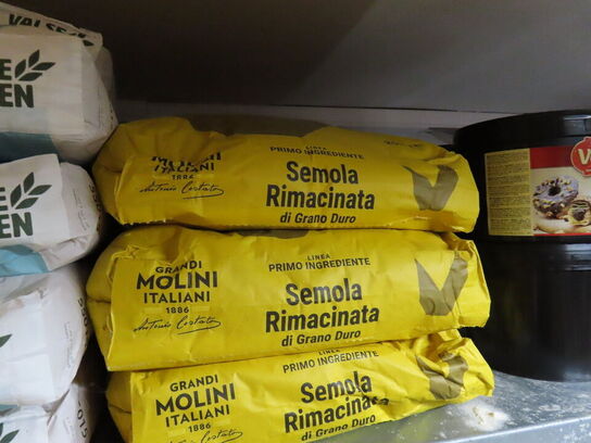 Pallereol med indhold