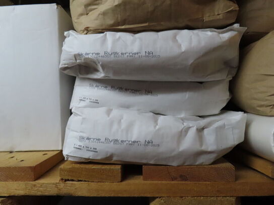 Pallereol med indhold