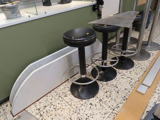 Div. skilte og stole