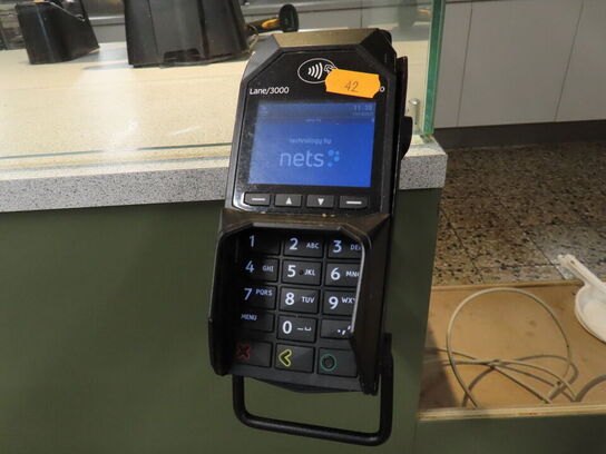 POS terminal med dankortterminal, stregkodescanner og pengeskuffe