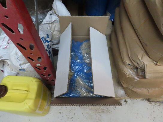 Pallereol med indhold