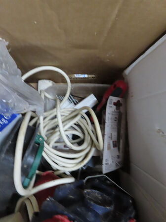 Ass. værktøj og 2 stk. stiger