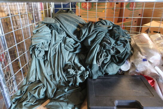 Engangsservice, stolebetræk, bukser, trøjer m.m.