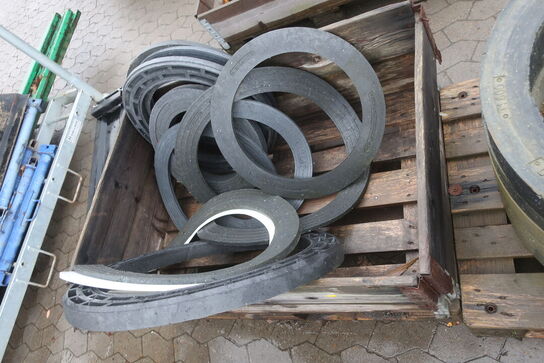 Diverse pakninger til kloakbrønde