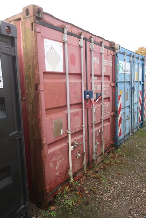 20' container med indhold