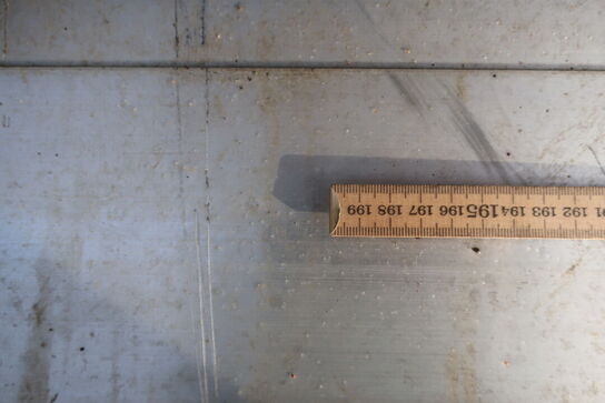 2 stk. sider til gravekasse