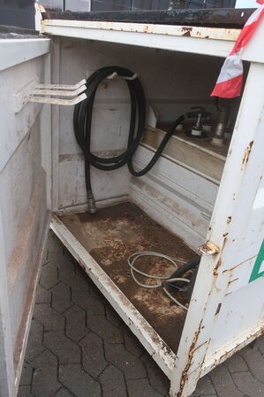 Miljøtank 1000 liter KN  BEHOLDERFABRIK