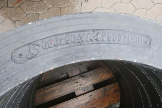 Diverse pakninger til kloakbrønde