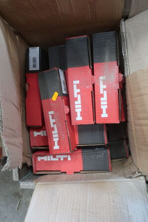 Udstyr til HILTI værktøj samt bolte m.v. 