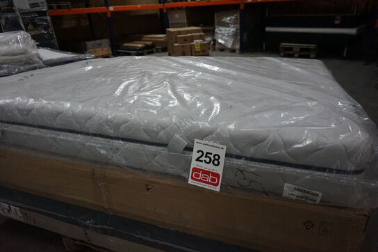 Nordisk Fjer 7-zoners springmadras med 2 fastheder 140x200 