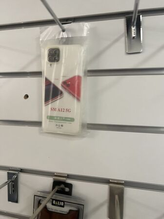 Covers til iPhone m.v. (se billeder)