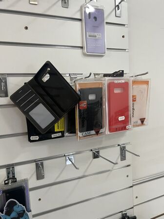 Covers til iPhone m.v. (se billeder)