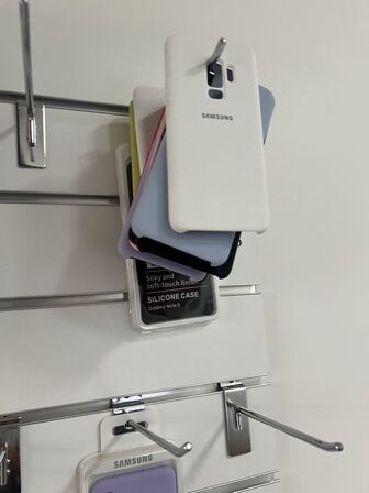 Covers til iPhone m.v. (se billeder)