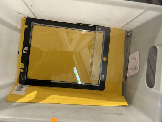 Div. løse skærme, komponenter m.v. (se billeder)