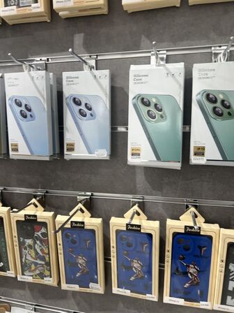 Covers til MacBook, iPhone m.v. (se billeder)