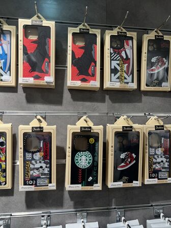 Covers til MacBook, iPhone m.v. (se billeder)