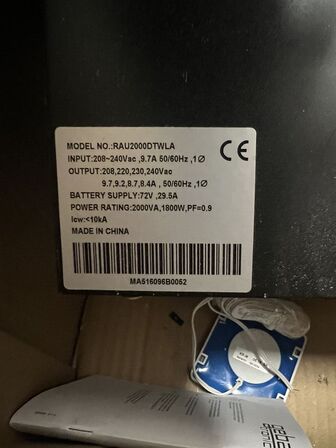 UPS anlæg RAU2000DTWLA 1800W