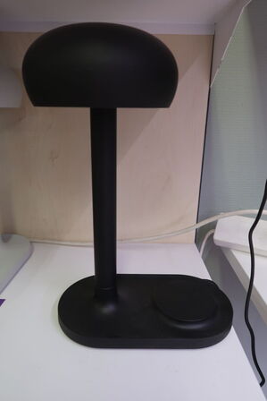 Eva Solo Emendo lampe med Qi trådløs oplader Sort - UDEN LADER 