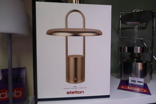 Stelton Pier transportabel LED lampe brass