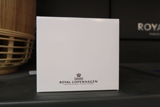 Royal Copenhagen Alfabet krus blå D 33 cl