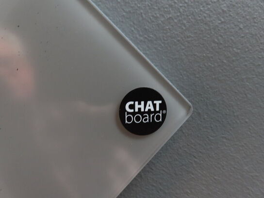 Glastavle, CHATBOARD
