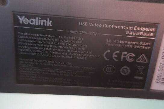 65" UHD TV, LG 65UV341C og YEALINK MeetingBar