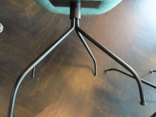 6 stk. konferencestole GUBI Beetle