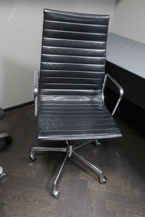 Kontorstol, CHARLES EAMES