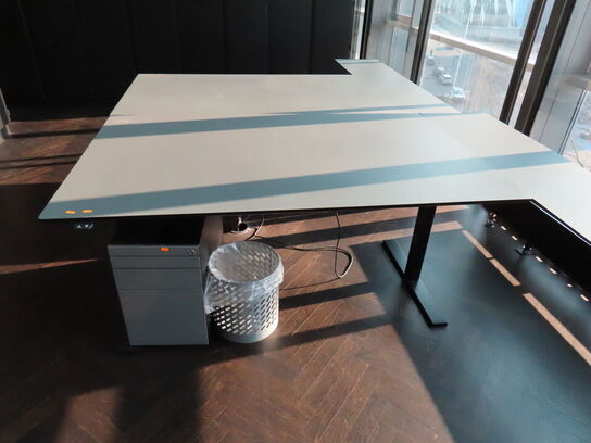 El. hæve/sænke skrivebord med sidebord og skuffemodul