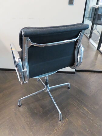 Kontorstol, CHARLES EAMES