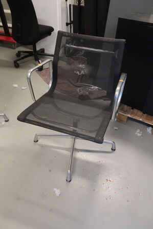 Kontorstol, CHARLES EAMES