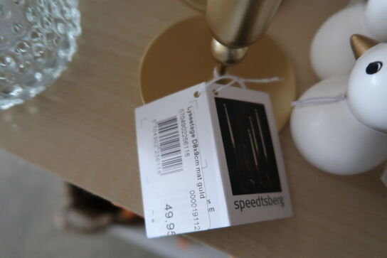 4 stk. lysestager samt 2 stk. figurer SPEEDTSBERG