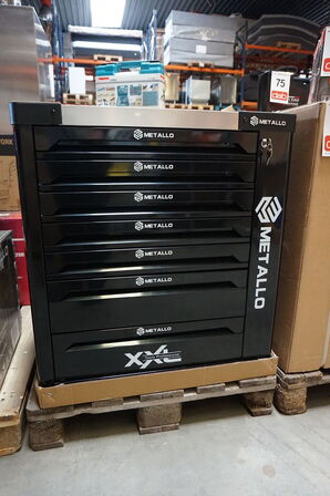 Metallo Værktøjsvogn XXL med værktøj og 7 skuffer og skab 