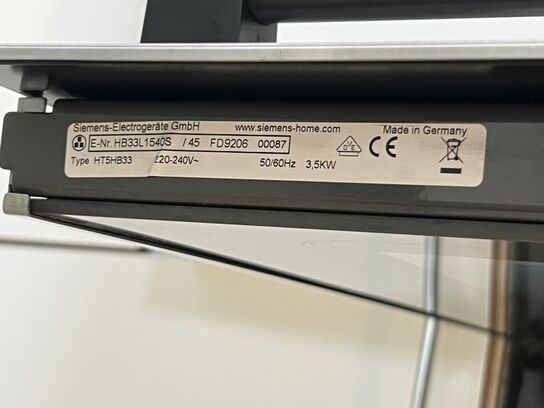 Indbygningsovn SIEMENS HB33L1540S (sidehængt låge)