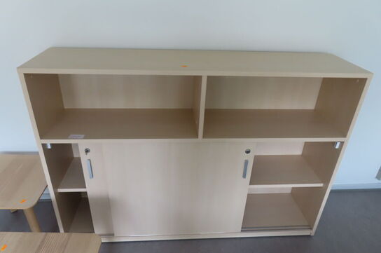 2 stk. el/hævesænkeborde inkl. reol