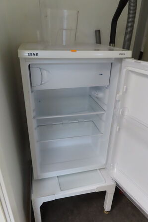 Køleskab SENZ LF851W