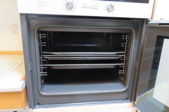 Indbygningsovn SIEMENS (sidehængt låge)