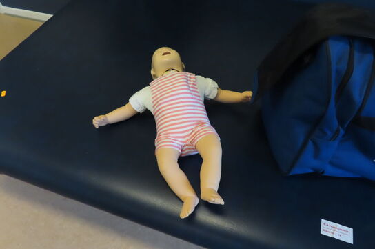 2 stk. træningsdukker BABY ANNE