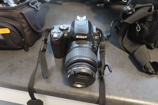 Digitalkamera NIKON D40 inkl. 18-55 mm optik m. taske