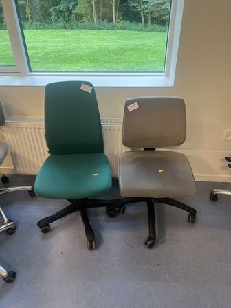 2 stk. kontorstole KINNARPS og INVENTARLAND