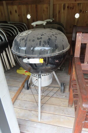 Kuglegrill til kul WEBER