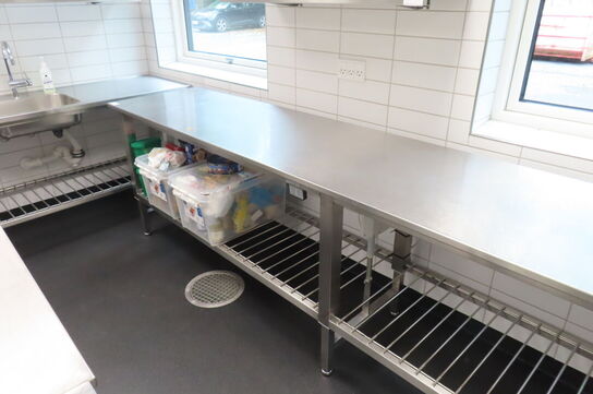 Arbejdsstation m. hævefunktion PALBO i rustfrit stål (uden indhold)