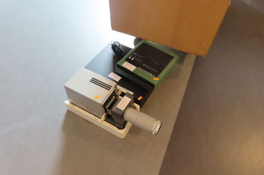 Slideprojektor PRADO UNIVERSAL samt div.