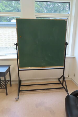 Tavle (til kridt) på hjul